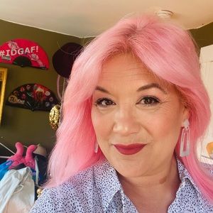 Meet your Posher, Carol